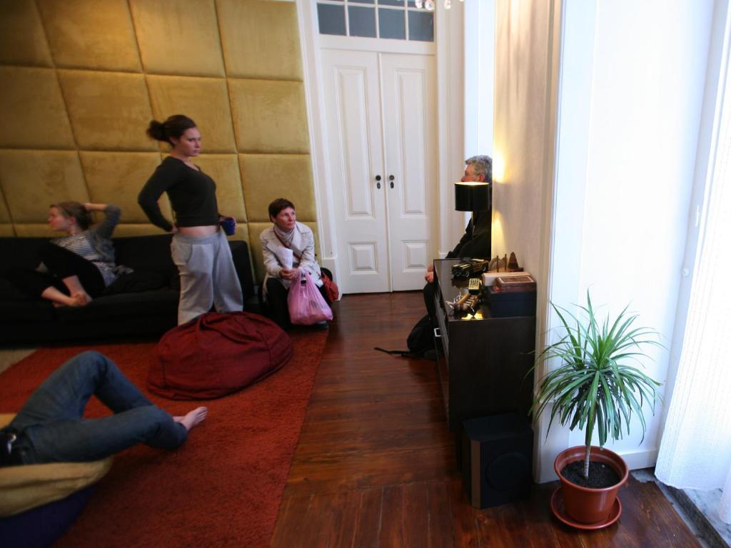 Travellers House - Hostel ลิสบอน ภายนอก รูปภาพ