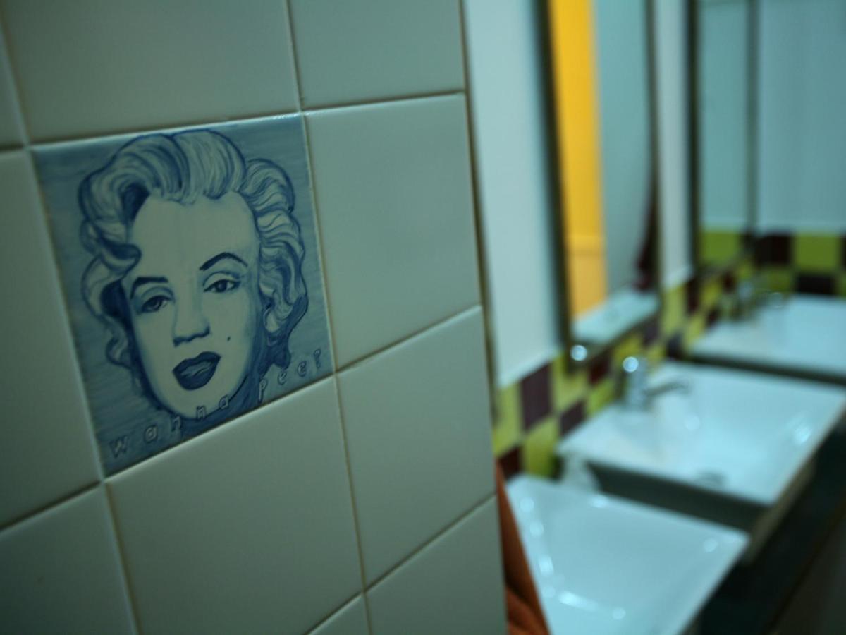 Travellers House - Hostel ลิสบอน ภายนอก รูปภาพ